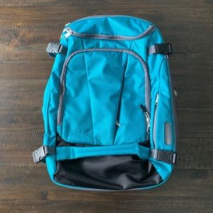 eBags Mother Lode Travel Backpack (Blue)